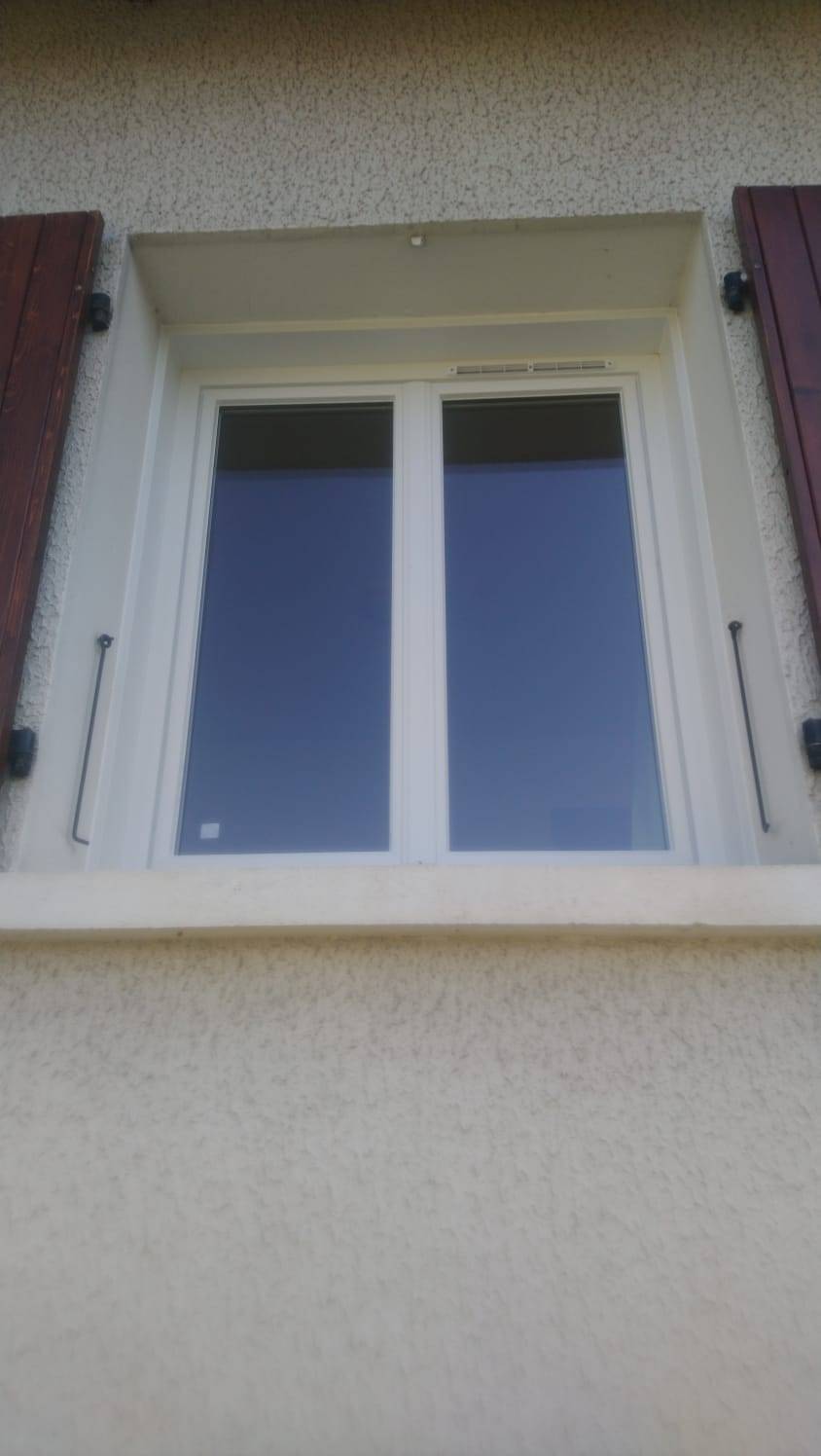 fenetres vue interieure et exterieure.jpg