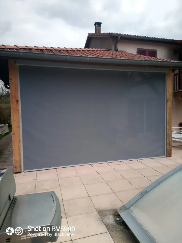 store-screen